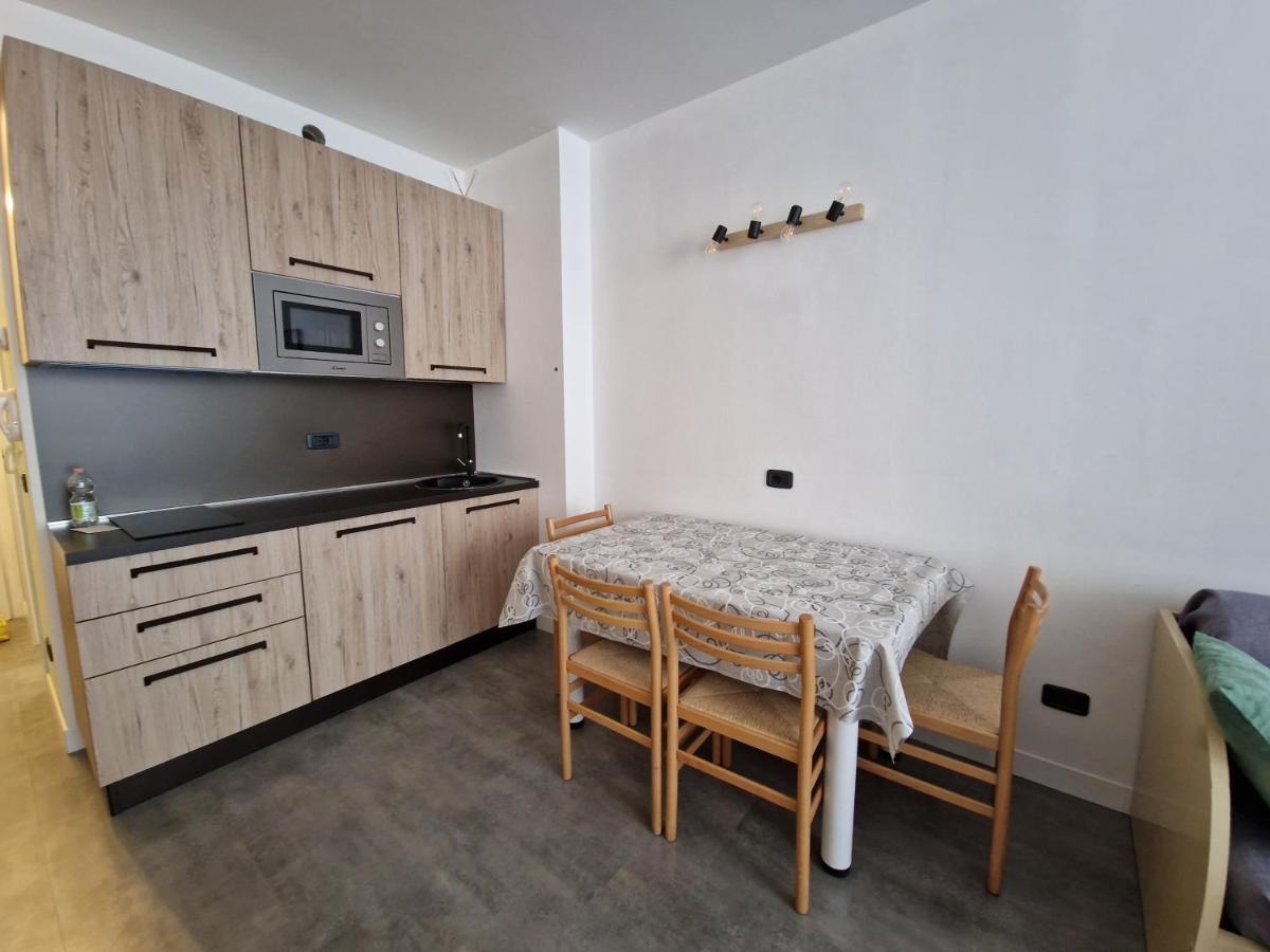 Apartamento Il Balcone Fiorito Santa Caterina Valfurva Exterior foto